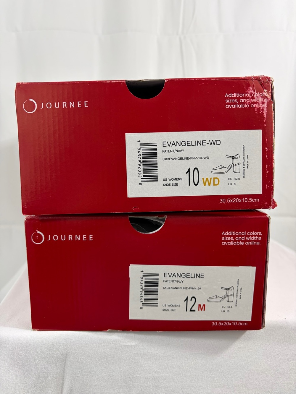 NWT Journee Comfort System Women’s Navy Patent Mary Jane 2.5 Inch Block Heel - Picture 5 of 6